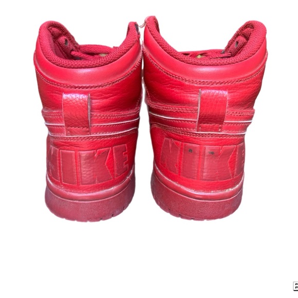 Nike Big High Gym Red Sneaker Shoe 9